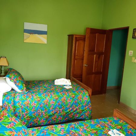 Slo Villa Caye Caulker Eksteriør bilde
